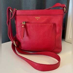 Fossil red crossbody bag. Excellent condition.